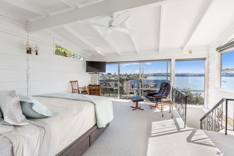 Photo of property in 79 De Luen Avenue, Tindalls Beach, Whangaparaoa, 0930