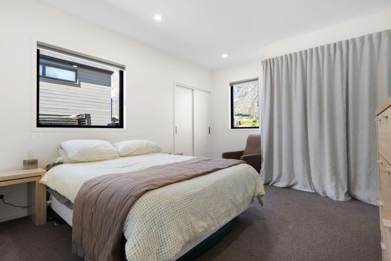 Photo of property in 3a Rannoch Drive, Jacks Point, Queenstown, 9371