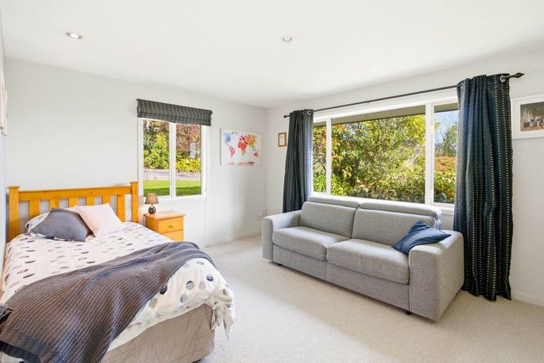 Photo of property in 3 Fairmile Drive, Kinmont Park, Mosgiel, 9024