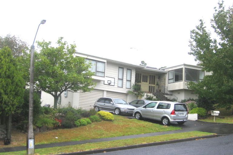 Photo of property in 26 Harper Street, Chatswood, Auckland, 0626