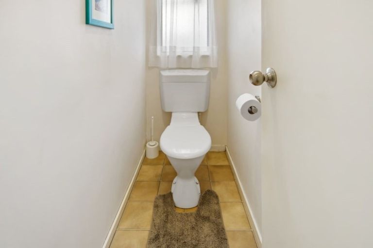 Photo of property in 97h Settlement Road, Papakura, 2110