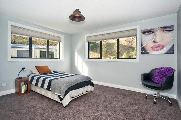 Photo of property in 9 Precipice Lane, Glenorchy, 9372