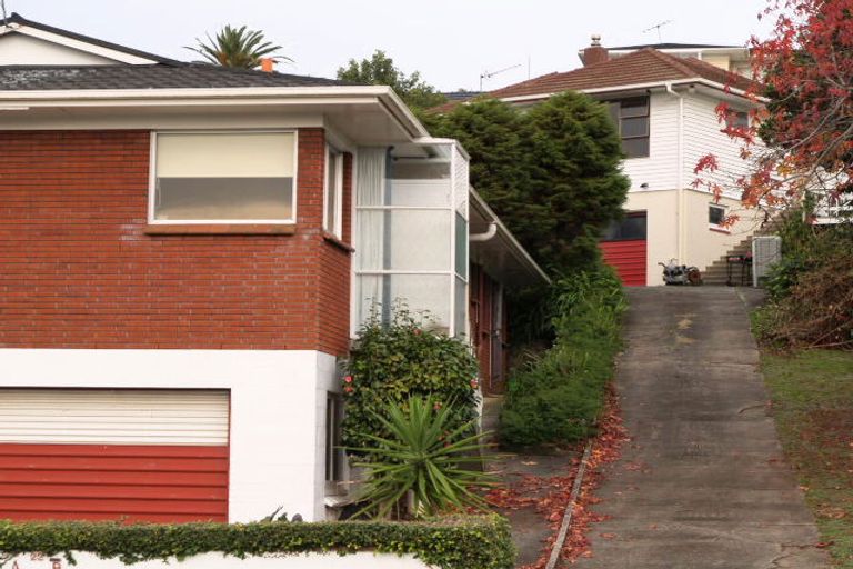 Photo of property in 22a Evelyn Road, Cockle Bay, Auckland, 2014