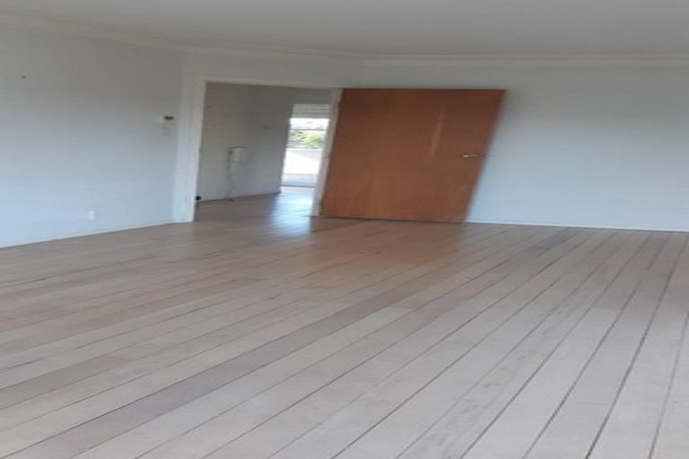 Photo of property in 1a Coronation Street, Belmont, Auckland, 0622