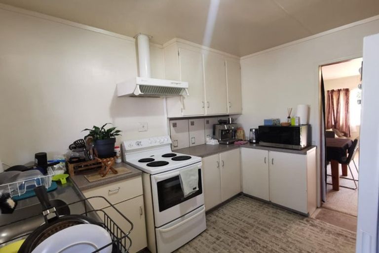 Photo of property in 1/272a Birkdale Road, Birkdale, Auckland, 0626