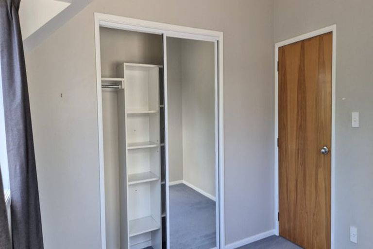 Photo of property in 2/485 Don Buck Road, Massey, Auckland, 0614