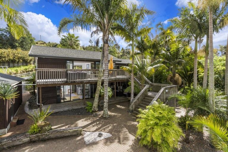 Photo of property in 266 Okura River Road, Long Bay, Albany, 0792