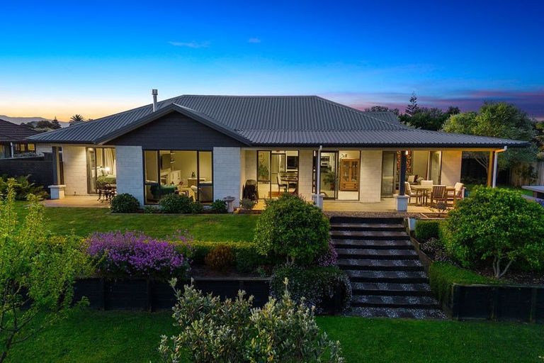 Photo of property in 36 Titoki Road, Waikanae Beach, Waikanae, 5036
