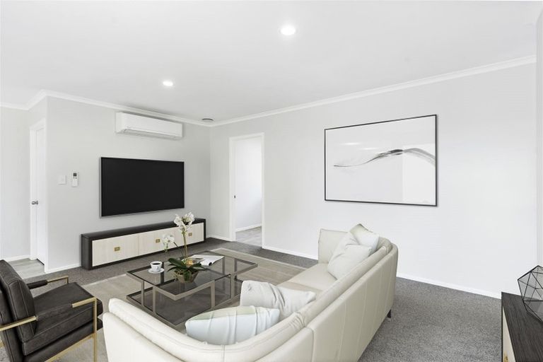 Photo of property in 24 Caltra Place, East Tamaki, Auckland, 2016