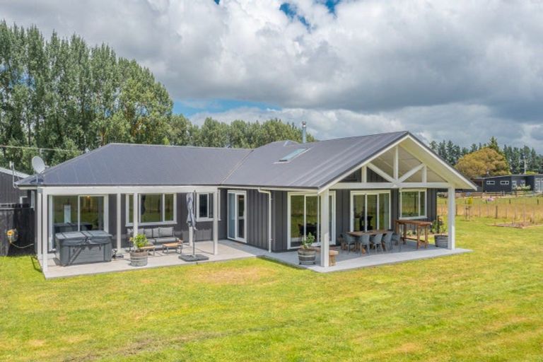 Photo of property in 96 Lindsay Road, Waipukurau, 4283