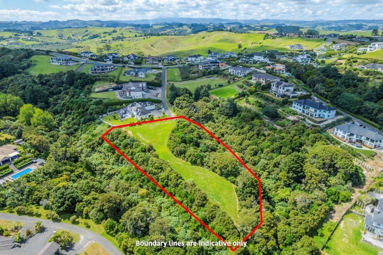 Photo of property in 884 Redoubt Road, Flat Bush, Auckland, 2019