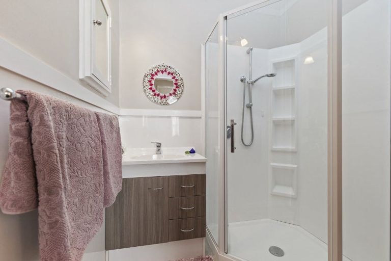 Photo of property in 190 Tiro Tiro Road, Levin, 5510