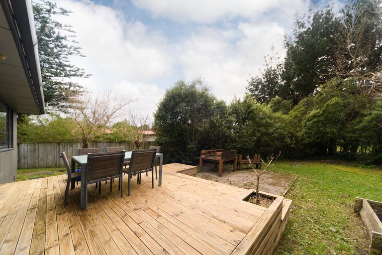 Photo of property in 19 Hewitts Road, Linton, Palmerston North, 4472