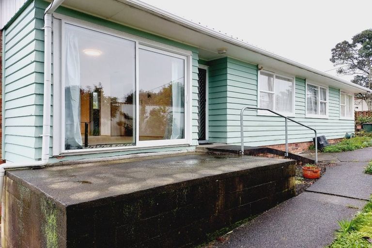 Photo of property in 18a Tomo Street, New Lynn, Auckland, 0600