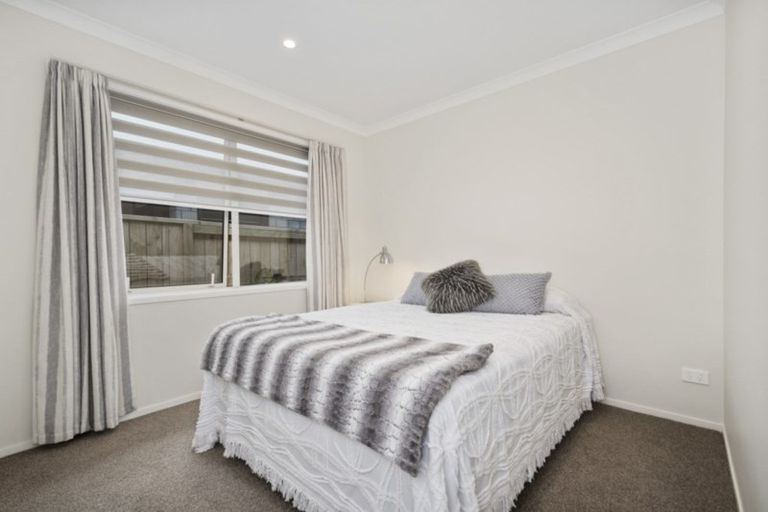 Photo of property in 77 Sandhurst Drive, Papamoa Beach, Papamoa, 3118