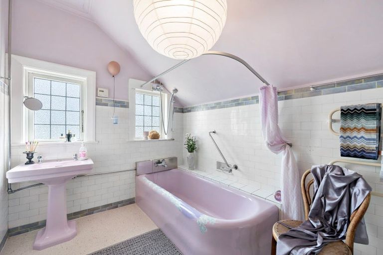 Photo of property in 4 Indus Street, Khandallah, Wellington, 6035