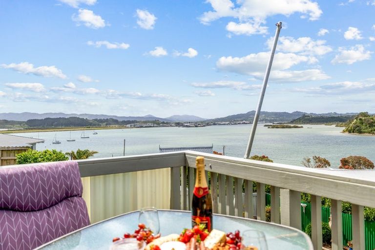 Photo of property in 6 Munro Street, Onerahi, Whangarei, 0110