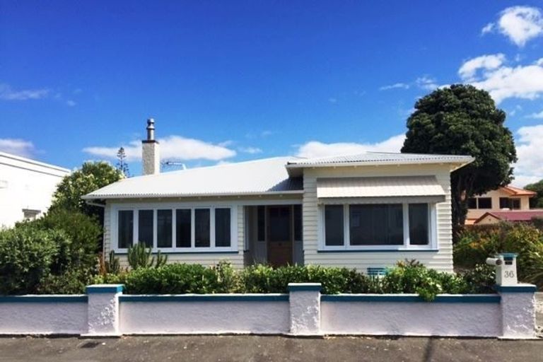 Photo of property in 36 The Esplanade, Westshore, Napier, 4110