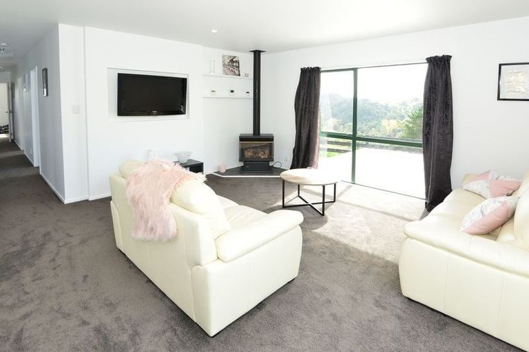 Photo of property in 608a West Coast Road, Makarau, Warkworth, 0981