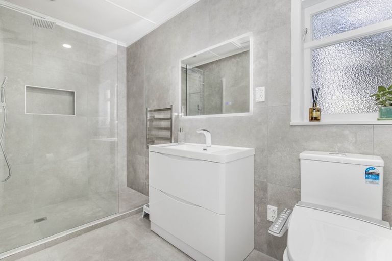 Photo of property in 21 Butterworth Avenue, Opaheke, Papakura, 2113