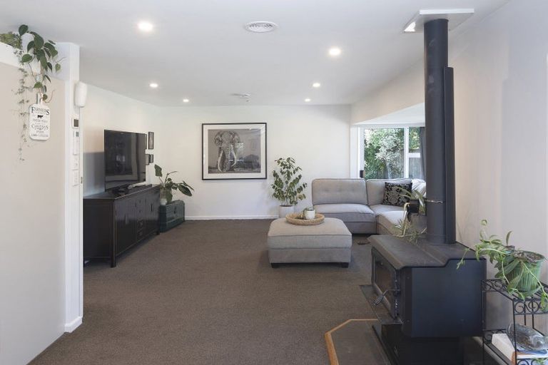 Photo of property in 76 Isleworth Road, Bishopdale, Christchurch, 8053