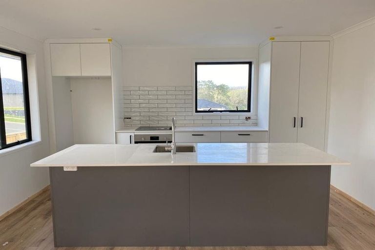 Photo of property in 40 Leathem Crescent, Pokeno, 2402