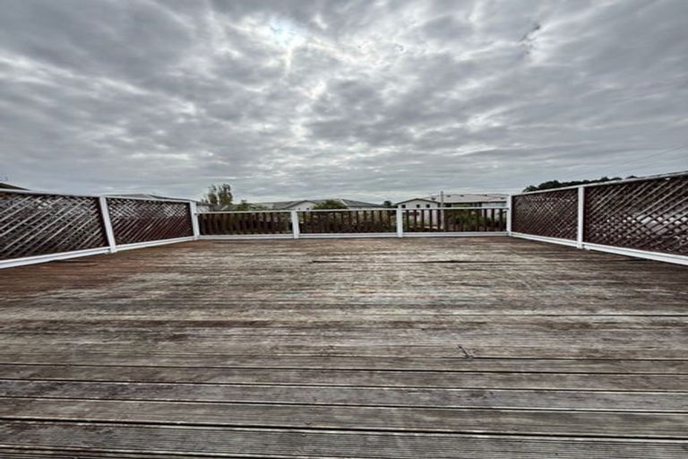 Photo of property in 60 Orams Road, Hillpark, Auckland, 2102