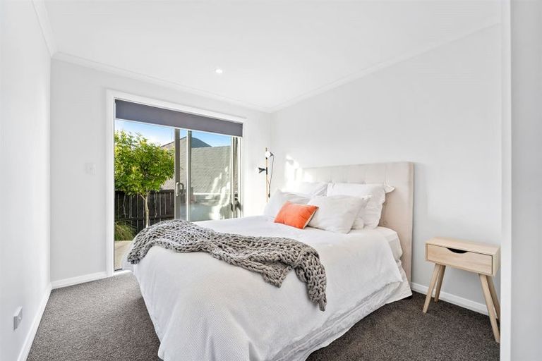 Photo of property in 96 Arran Point Parade, Orewa, 0931