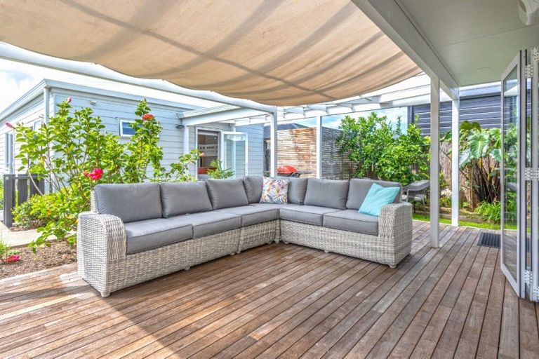 Photo of property in 107 Riverview Road, Whangamata, 3620