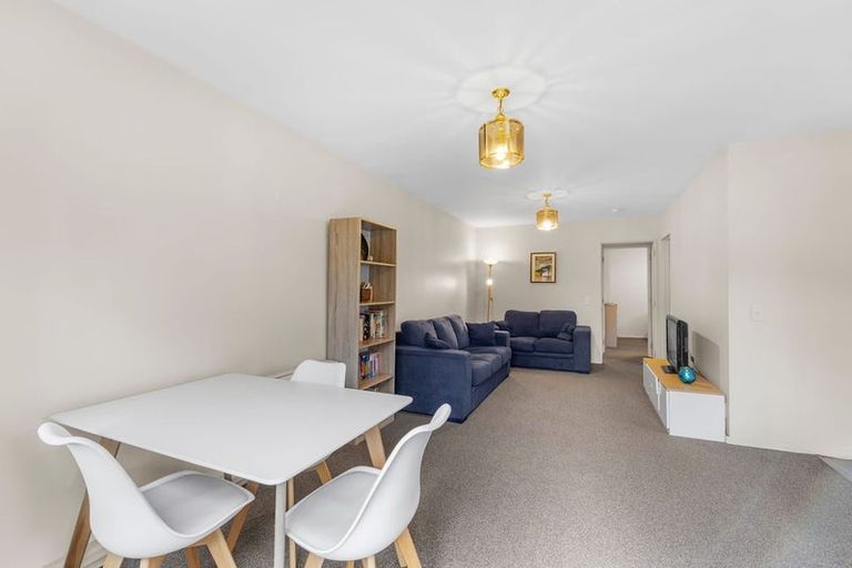 Photo of property in 7/218 Lincoln Road, Addington, Christchurch, 8024