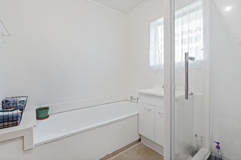 Photo of property in 1/27 Scott Road, Papakura, 2110