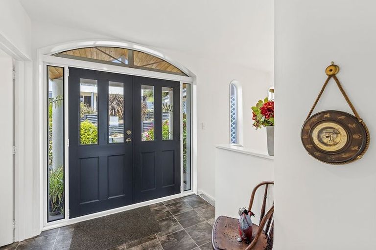 Photo of property in 11 Uldale Place, Westmorland, Christchurch, 8025