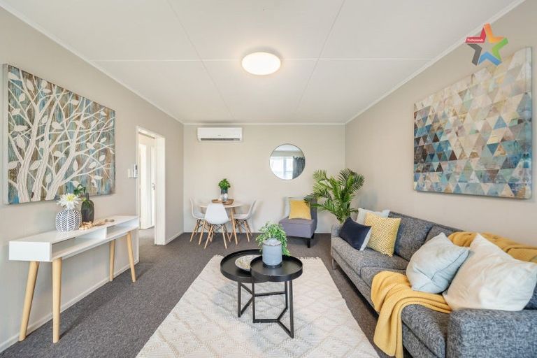 Photo of property in 2/62 Ararino Street, Trentham, Upper Hutt, 5018