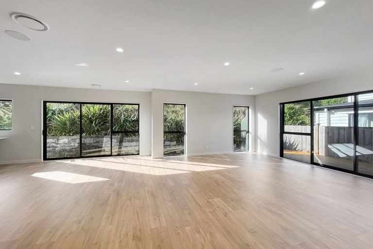 Photo of property in 20c Longshore Drive, Long Bay, Auckland, 0630