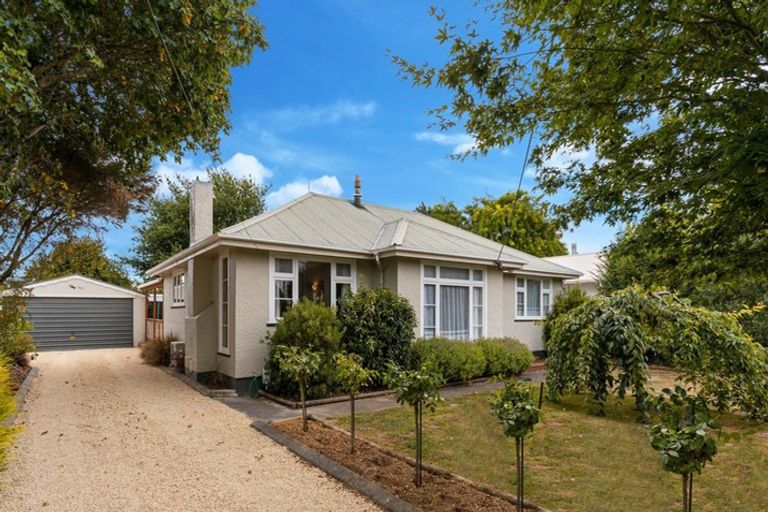 Photo of property in 34 Jellicoe Street, Greytown, 5712