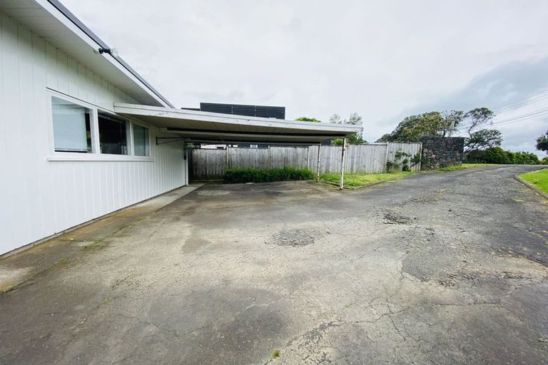 Photo of property in 156 Bleakhouse Road, Mellons Bay, Auckland, 2014