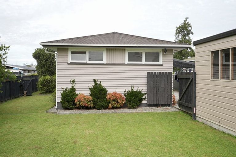 Photo of property in 28 Kaituna Street, Milson, Palmerston North, 4414