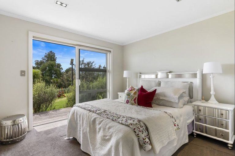 Photo of property in 497 Whitford Road, Whitford, Howick, 2571