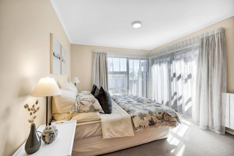 Photo of property in 1a French Street, Moturoa, New Plymouth, 4310