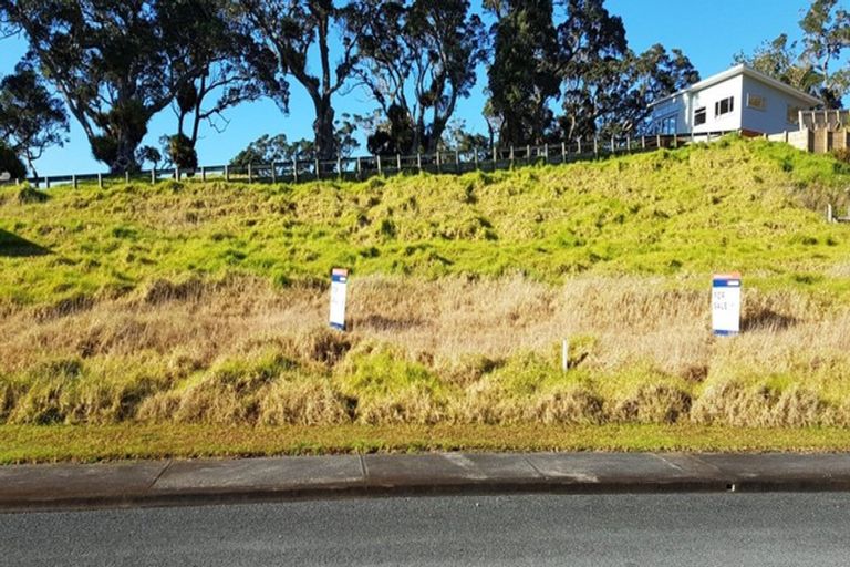 Photo of property in 15 Opau Road, Oakura, Hikurangi, 0184