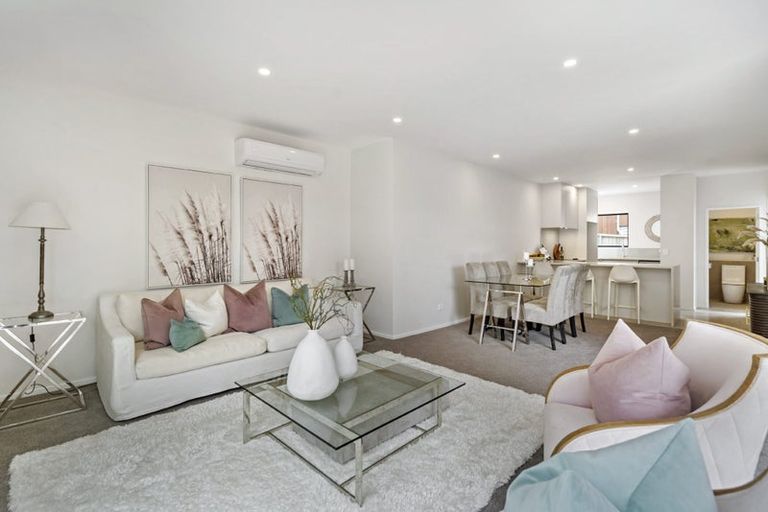 Photo of property in 6b Pax Avenue, Forrest Hill, Auckland, 0620