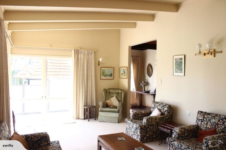 Photo of property in 25 Saint Andrews Terrace, St Andrews, Hamilton, 3200