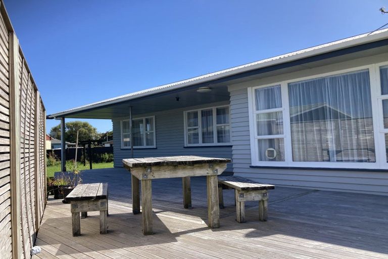 Photo of property in 178 Cracroft Street, Waitara, 4320