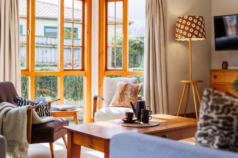 Photo of property in 8a Camden Street, Feilding, 4702