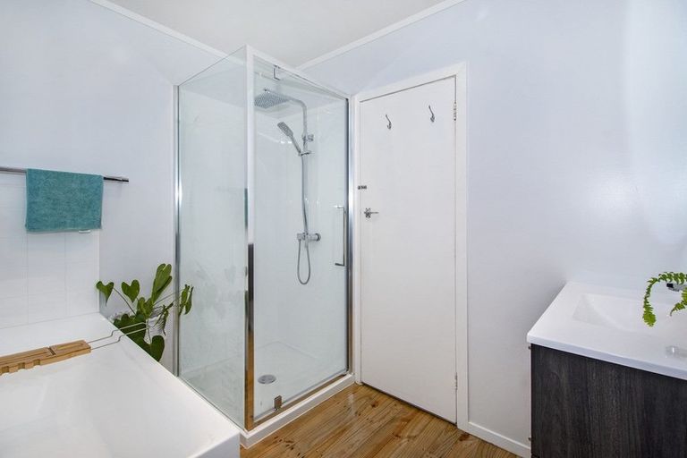 Photo of property in 21 Church Street, Onerahi, Whangarei, 0110