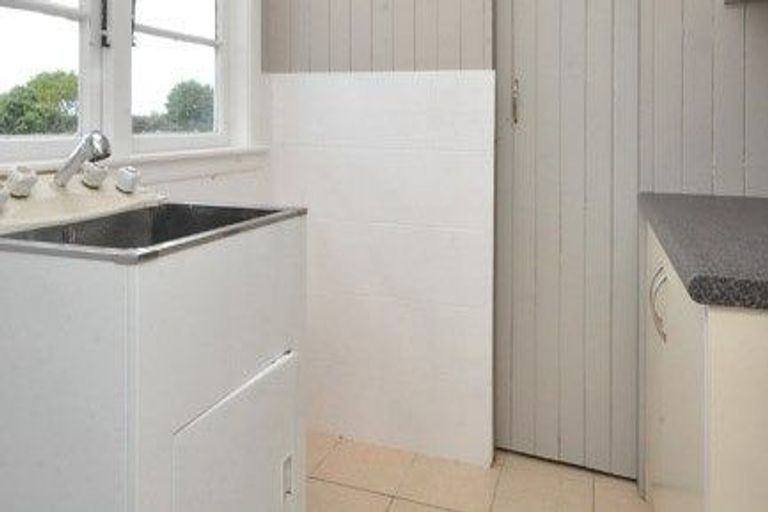 Photo of property in 163 Cambridge Road, Hillcrest, Hamilton, 3216