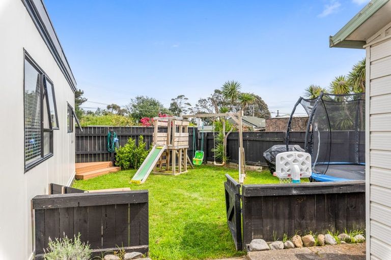 Photo of property in 39 Raumati Road, Raumati Beach, Paraparaumu, 5032