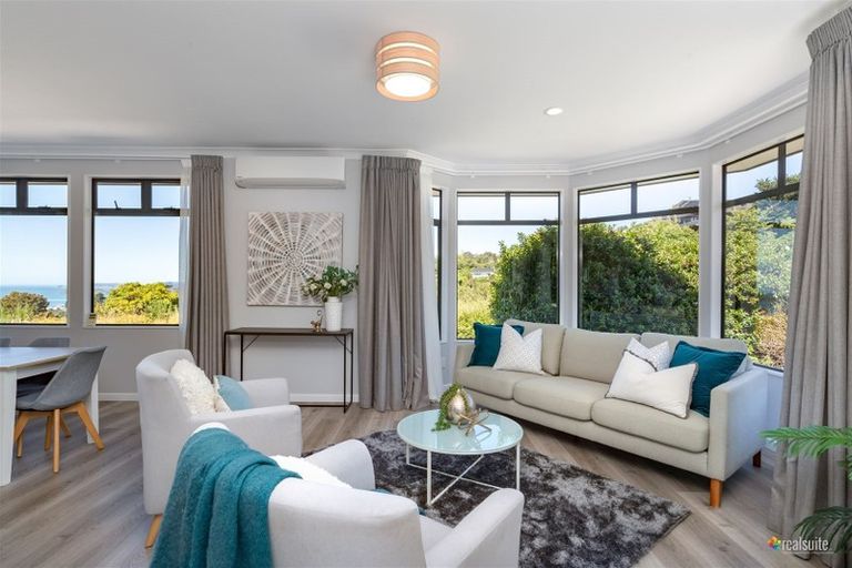 Photo of property in 12a Pekanga Road, Normandale, Lower Hutt, 5010