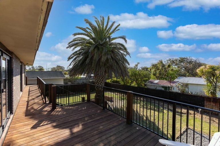 Photo of property in 22 Sandra Street, South New Brighton, Christchurch, 8062