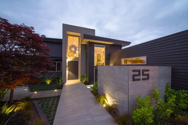 Photo of property in 25 Trent Avenue, Hokowhitu, Palmerston North, 4410